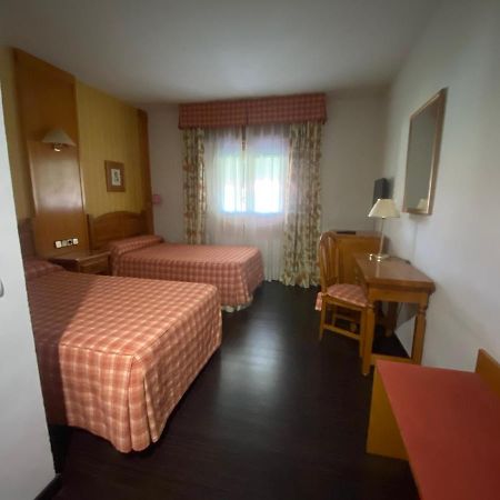 Hotel Labrador Navalcarnero Eksteriør billede